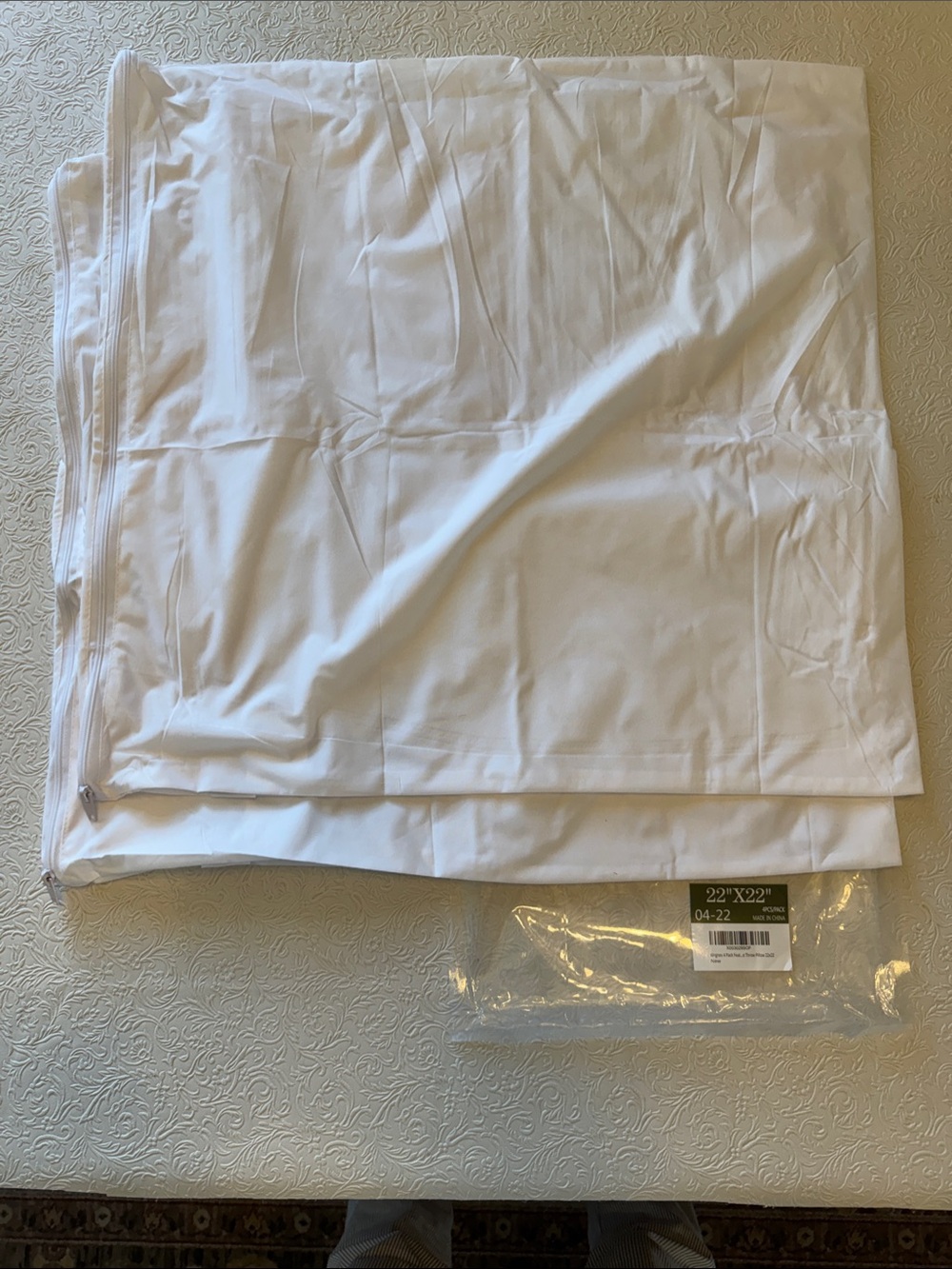 White Pillow Sham Liner - Crisp White Home Bedding Zippered Pillow Liner